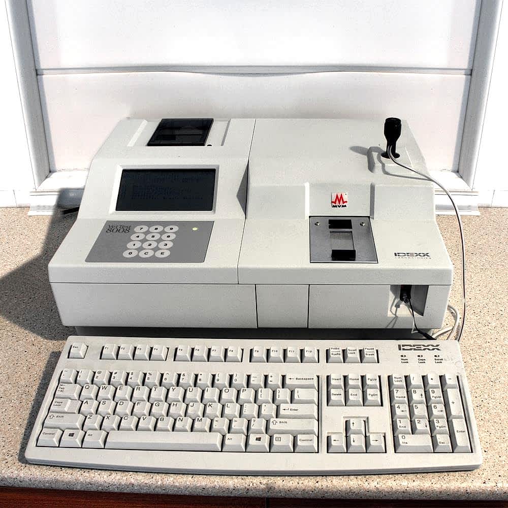 Biyokimya Analiz Cihazı